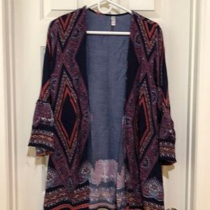 M/L New paisley pull over with bell sleeves